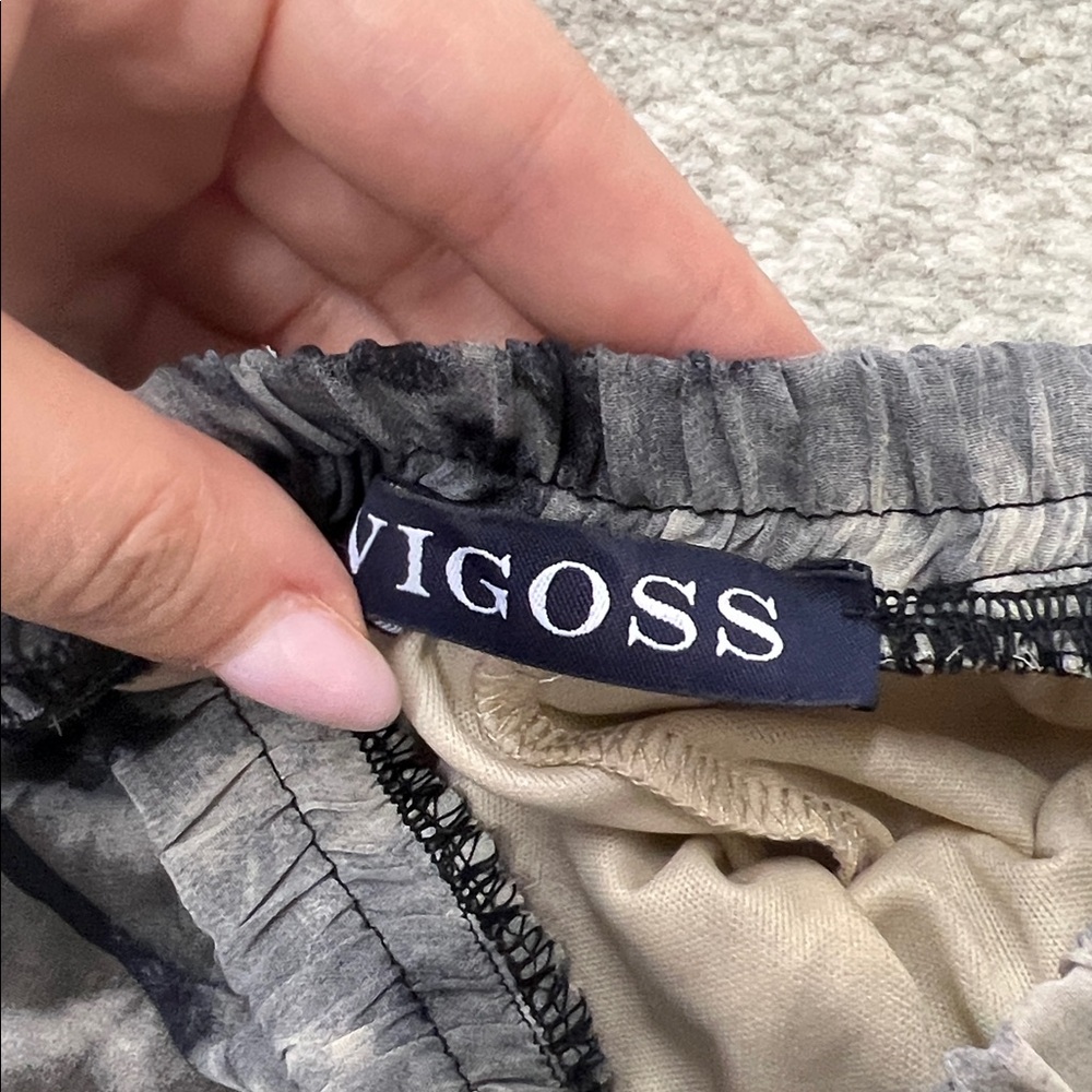 Vigoss Black and White Tie-Dye Ruffle Shorts - Picture 4 of 4